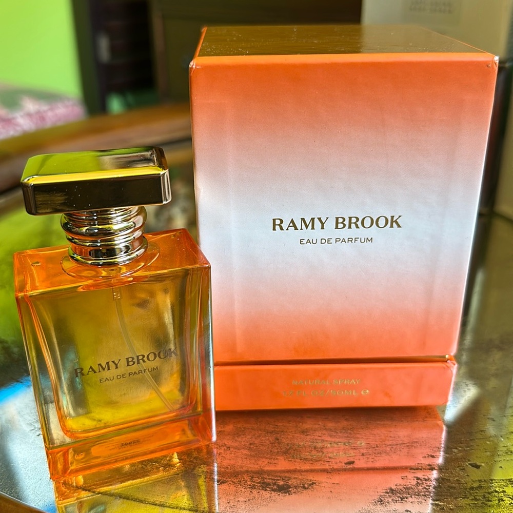 Ramy Brook Signature Eau De parfume Natural Spray 1.7 FL OZ/50 ML. New In Box.